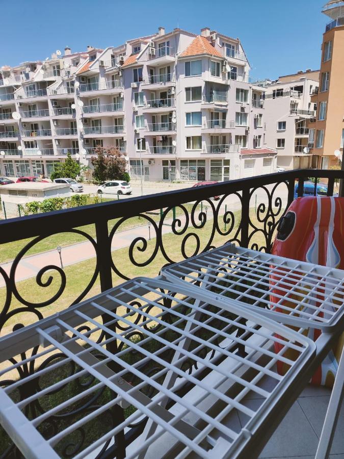 Studio Aivasovskij Park - Meters Away From Beach Pomorie Extérieur photo
